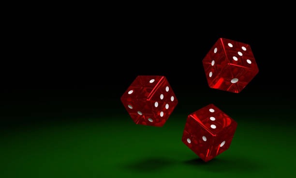 Mobile Domino QQ interface showing table selection, player avatars, and quick-join options
